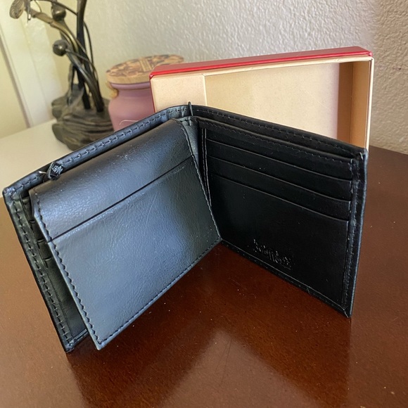 Men’s Wallet - Picture 7 of 8